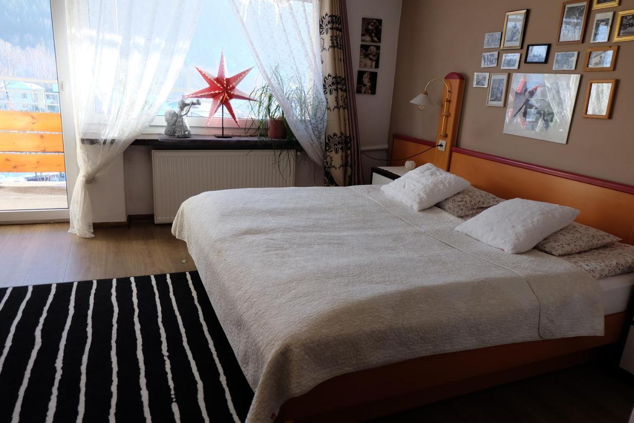 Willa Pod Aniolem - Pokoje Goscinne & Apartamenty Z Widokiem Na Gory Szczyrk Luaran gambar